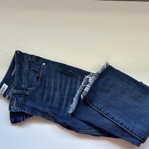 DL1961 Mara Instasculpt straight ankle centaur Jean